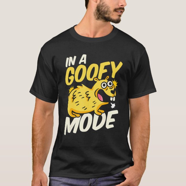 In A Goofy Mood Guinea Pig Lover Pet Owner Animals T-Shirt (Front)