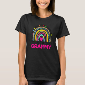 In A World Full Of Granmas Be A grammy Rainbow T-Shirt