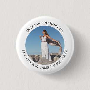 In Loving Memory Christmas White Keepsake Photo 3 Cm Round Badge