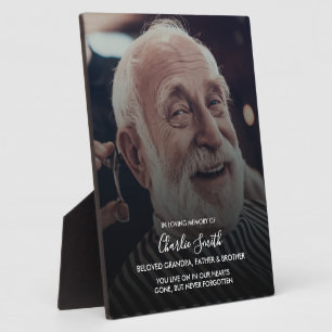 In Loving Memory: Photo and message on easel stand Plaque
