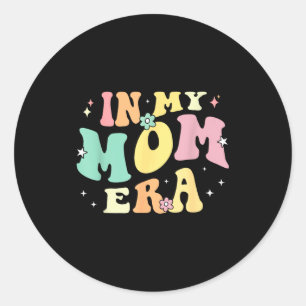 In mum era lover groovy retro mum mother's day classic round sticker