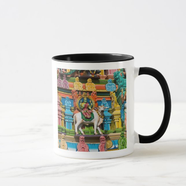 INDIA, Tamil Nadu, Chennai: Kapaleeshwarar Mug (Right)