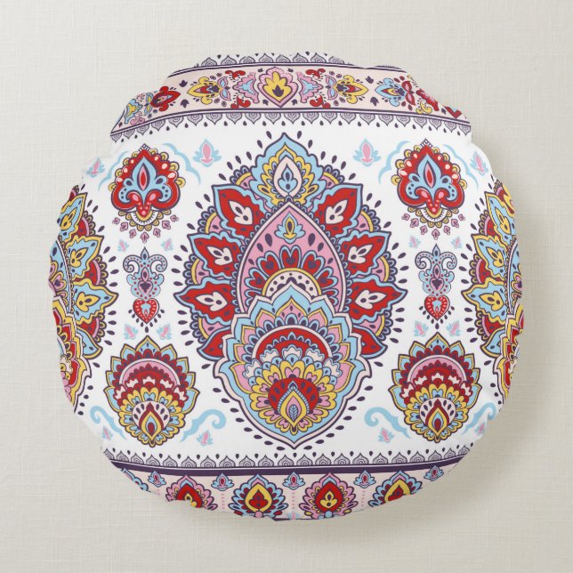 Indian floral paisley medallion pattern. Ethnic Ma Round Cushion (Front)