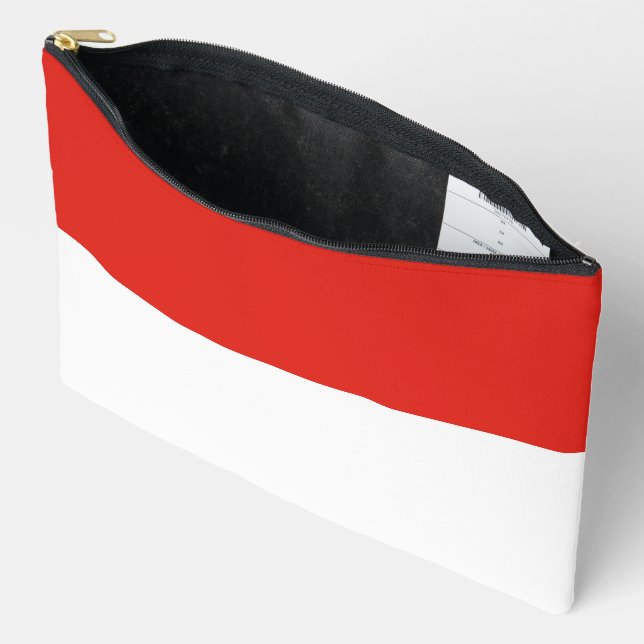 Indonesia flag accessory pouch (Open)