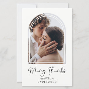 Inexpensive Minimalist Arch Effect Photo Wedding