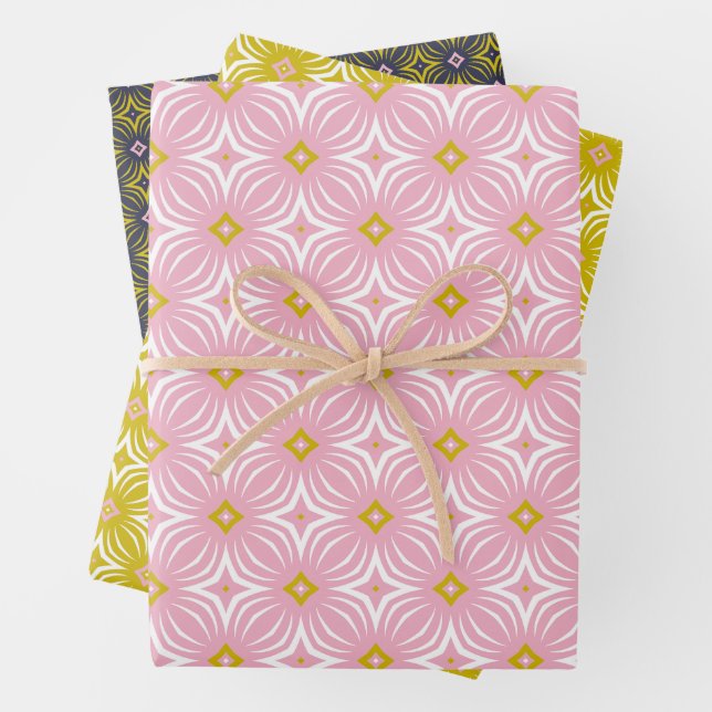 Infinity Star Set of Wrapping Paper (In situ)