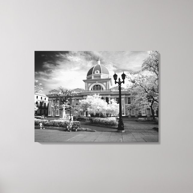 Infra Red ofParliament in Cienfuegos Cuba called Canvas Print (Front)