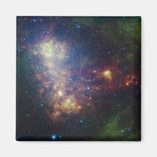 Infrared portrait revealing the stars and dust magnet