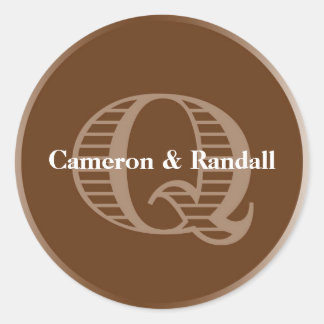 Initial Q brown monogram name tag party favour