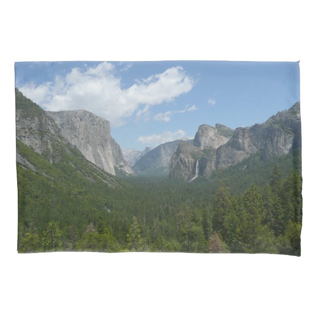 Inspiration Point in Yosemite National Park Pillowcase (Front)