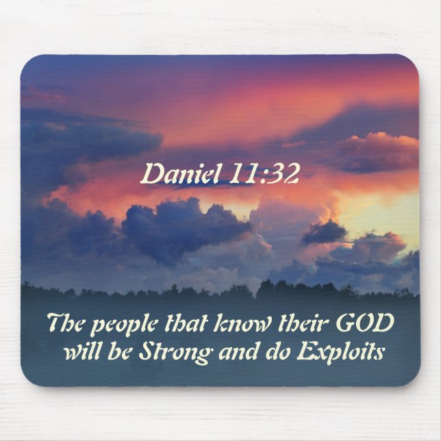 Inspirational Daniel 11:32 Bible Verse Mouse Mat (Front)
