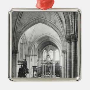 Interior view of the nave and the choir metal tree decoration