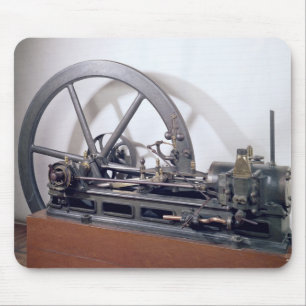 Internal combustion engine mouse mat