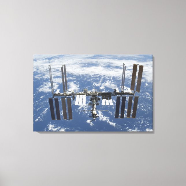 International Space Station in orbit 2 Canvas Print (Front)