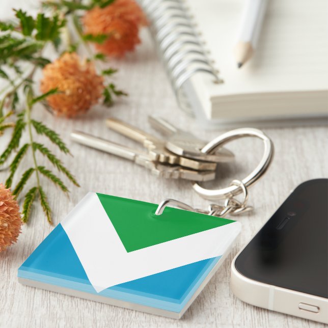 International vegan flag key ring (Front Right)