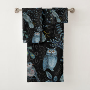 Intricate  floral and paisley  pattern  bath towel set