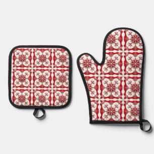 Intricate Red Snowflake Design Oven Mitt & Pot Holder Set