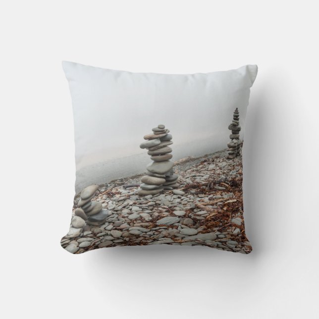 inukshuk photo cushion (Front)