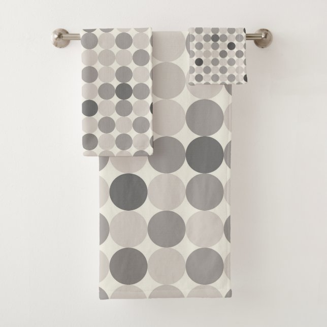Inviting Gray Circle Bath Towel Set (Insitu)