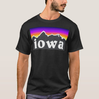 Iowa Mountains Outdoor Hiking Des Moines Dubuque A T-Shirt