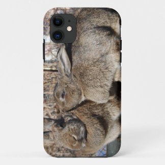 iPhone 5 case with bunnies smooching
