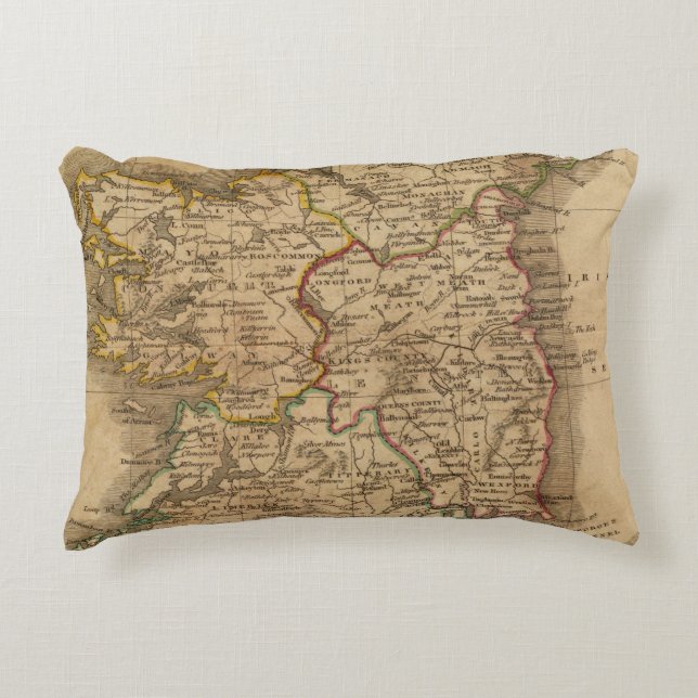 Ireland 4 2 decorative cushion (Front)