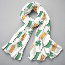 Ireland Flag and Lucky Clover Pattern St Patrick's