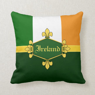 Ireland green shamrocks, Customise with name 11d Cushion