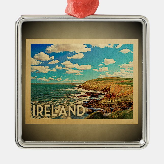 Ireland Ornament Vintage Travel (Front)
