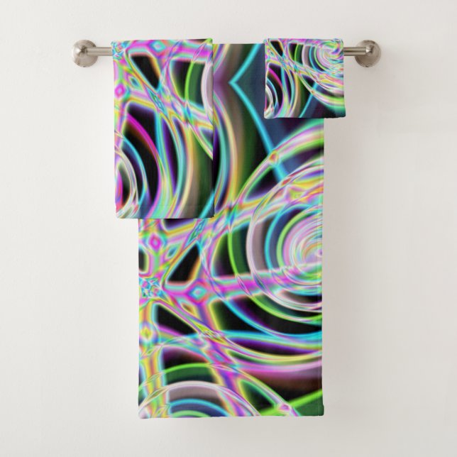 Iridescent Chrome Nine Bath Towel Set (Insitu)