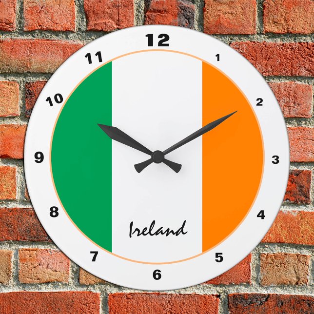 Irish Flag & Ireland trendy fashion /design Round Clock (Creator Uploaded)