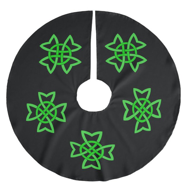 Irish Green Celtic Knot Brushed Polyester Tree Skirt (Front)