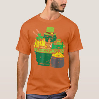 Irish Ramen Cats Cute Anime St Patricks Day Women  T-Shirt