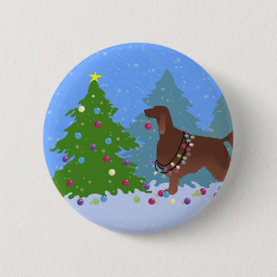 Irish Setter Decorating Tree in the Forest 6 Cm Round Badge