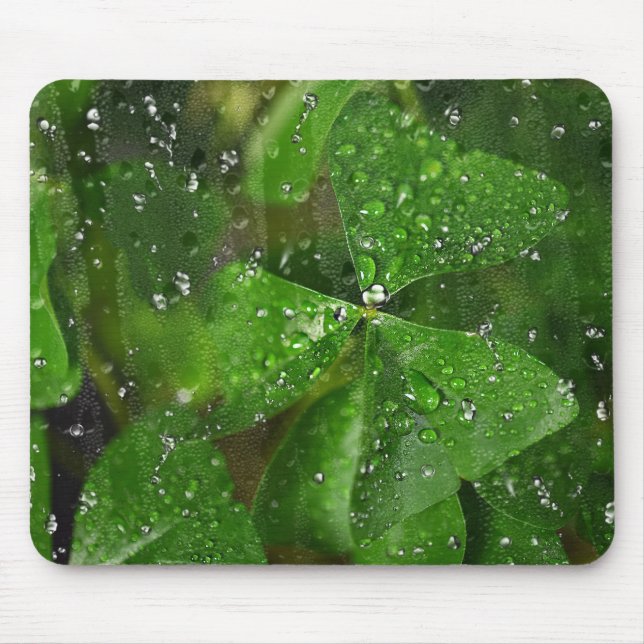 Irish shamrock with raindrops mouse mat (Front)