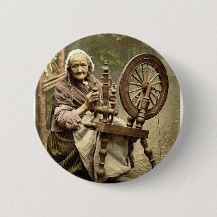 Irish Spinner and Spinning Wheel. Co. Galway, Irel 6 Cm Round Badge