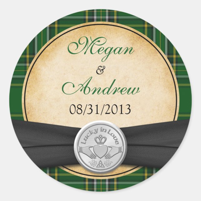 Irish Tartan Celtic Claddagh Lucky Wedding Classic Round Sticker (Front)