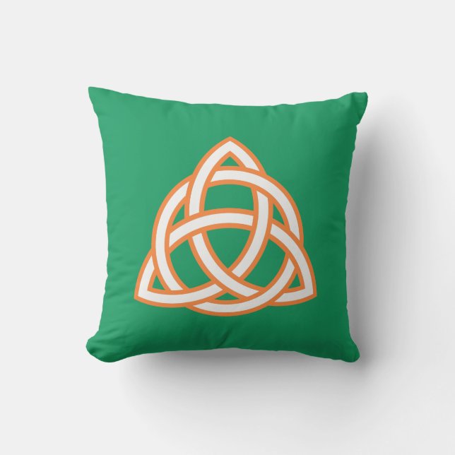 Irish Trinity Knot Triquetra Celtic Patricks Day Cushion (Front)