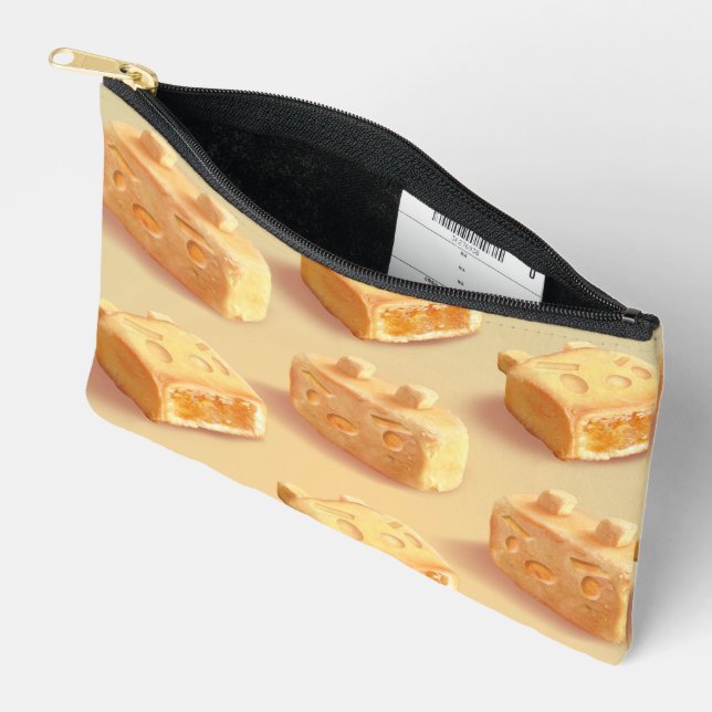 Iron T: Taiwanese Pineapple Cake Pattern Accessory Pouch (Open)