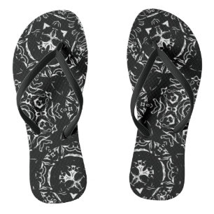 Isla De La Muerte - Skull Bandanna Print Flip Flops