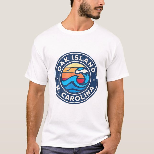 Island North Carolina NC Vintage T-Shirt (Front)