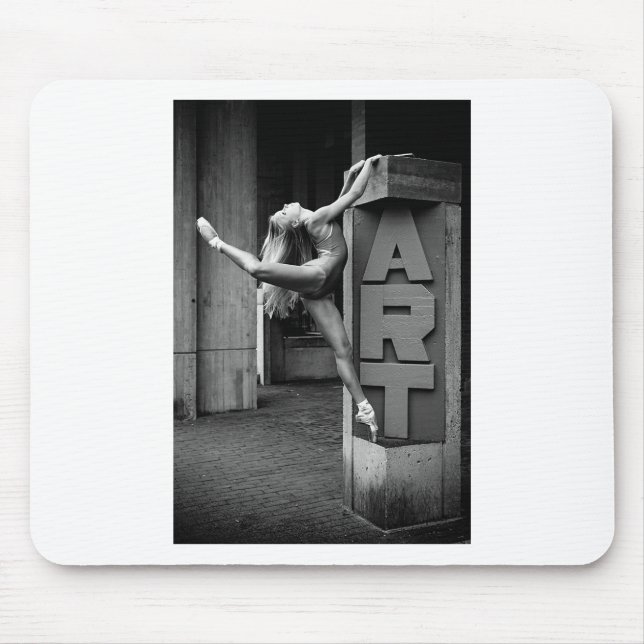 it dances! mouse mat (Front)