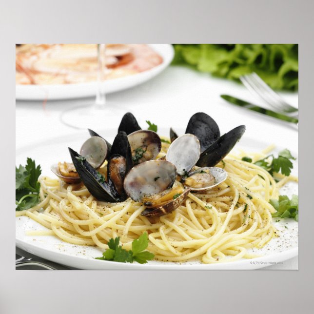 Italian cuisine. Spaghetti all vongole. Poster (Front)