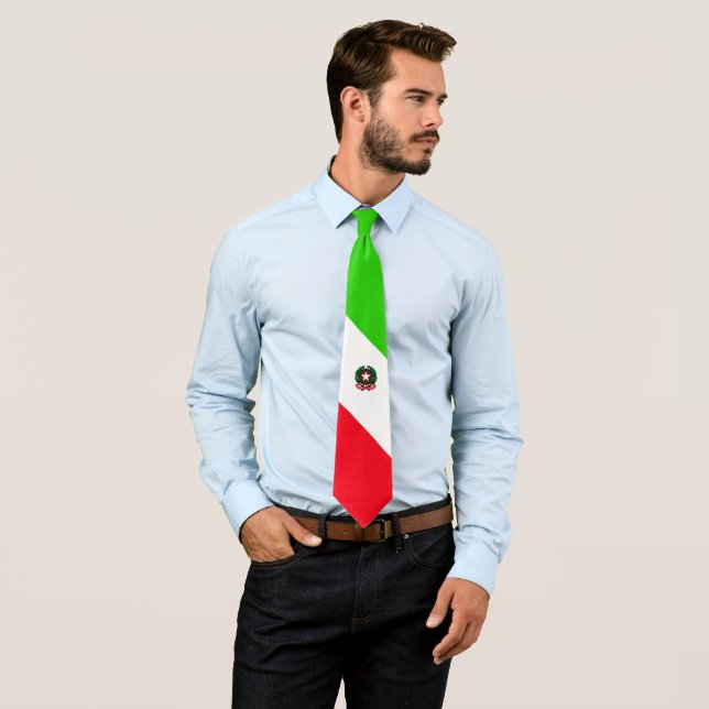 Italian flag tie (In Situ)