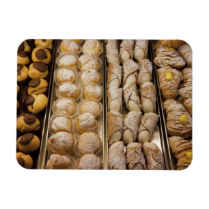 Italian pastries magnet
