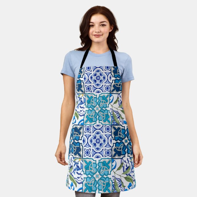 Italian style ,blue tiles           apron (Worn)