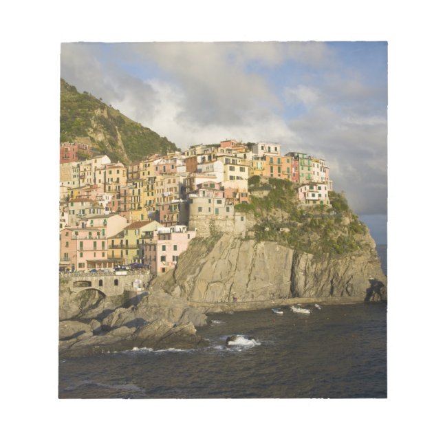 Italy, Cinque Terre, Manarola. Village on cliff. Notepad (Front)