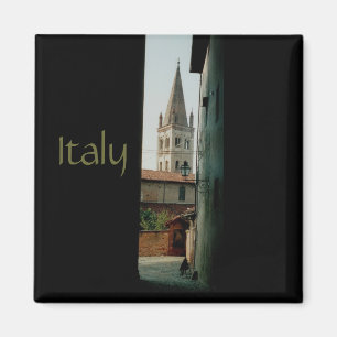 Italy Magnet
