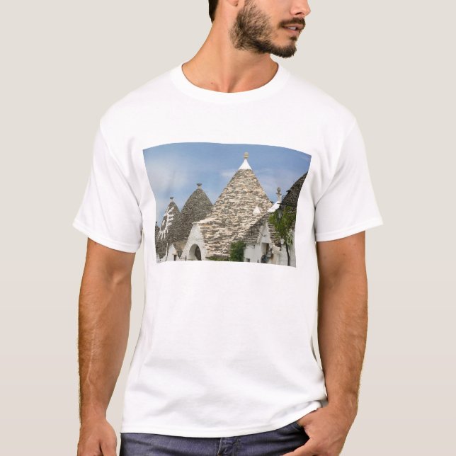 Italy, Puglia, Alberobello, Terra dei Trulli, T-Shirt (Front)