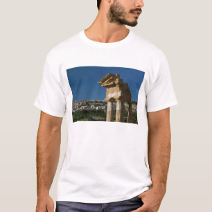 Italy, Sicily, Agrigento, La Valle dei Templi, 2 T-Shirt